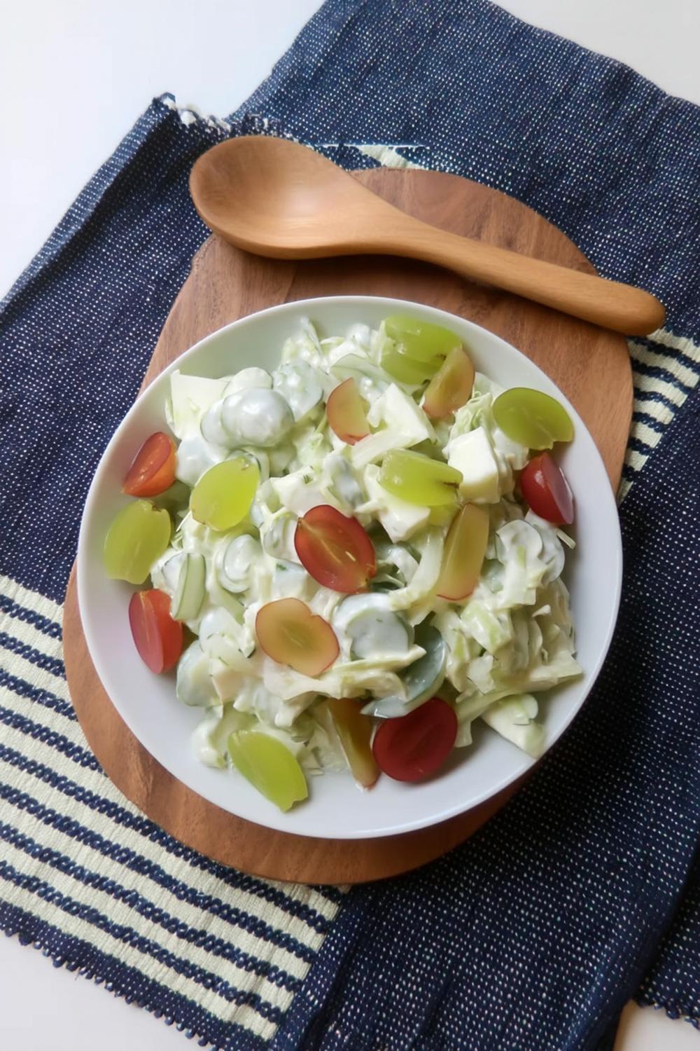 Klassisk vitkålssallad