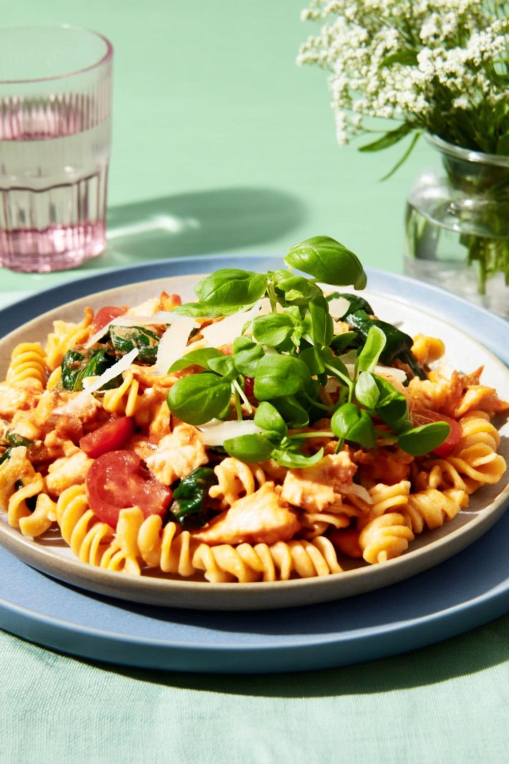 Italiensk pasta med basilika
