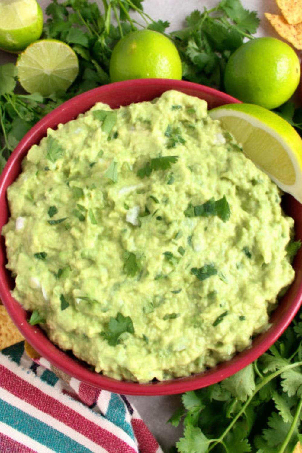 Röd Keramik med Lime-garnering