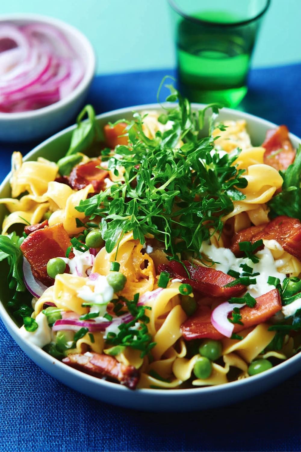Pasta med bacon och ärtor