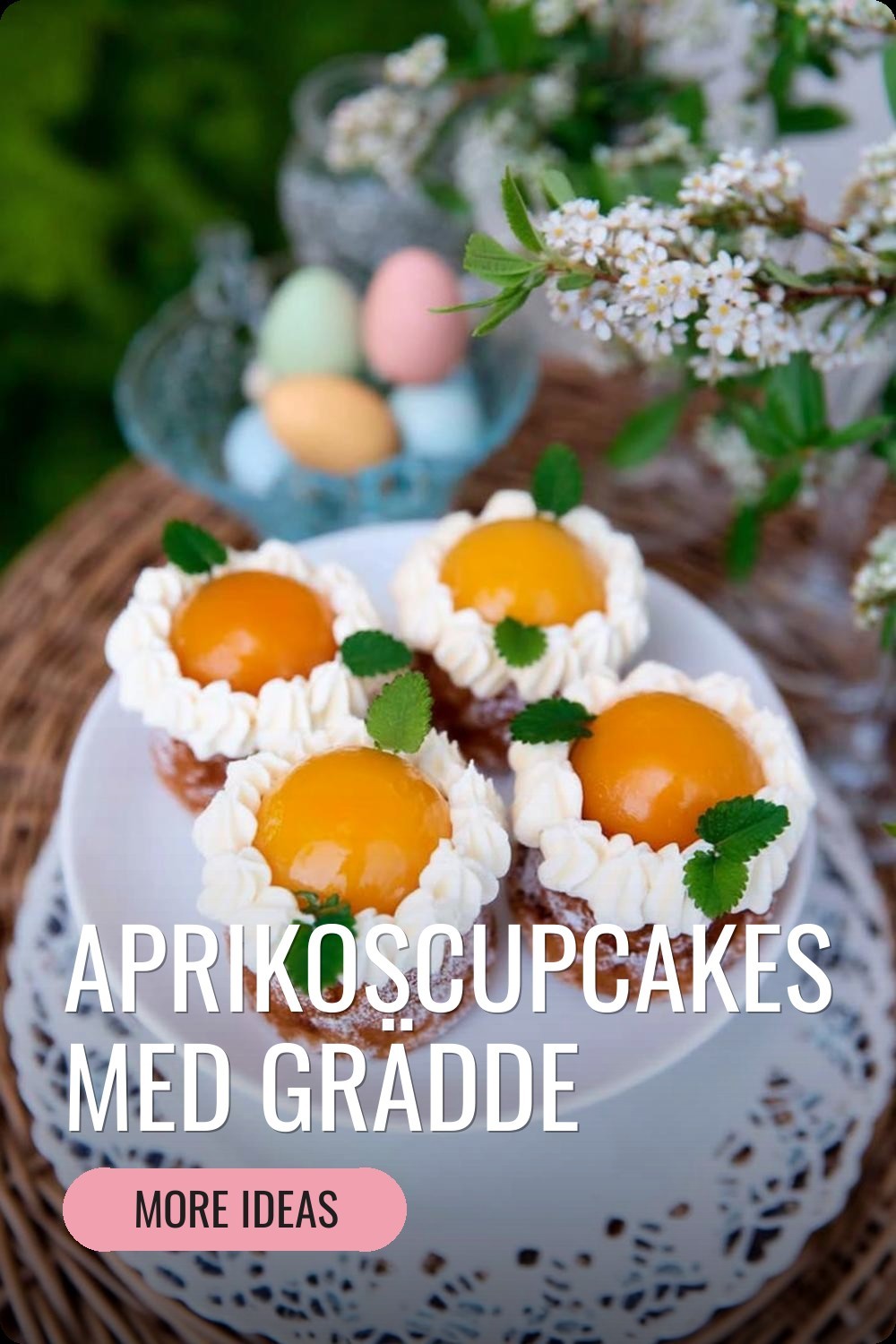 Aprikoscupcakes med grädde