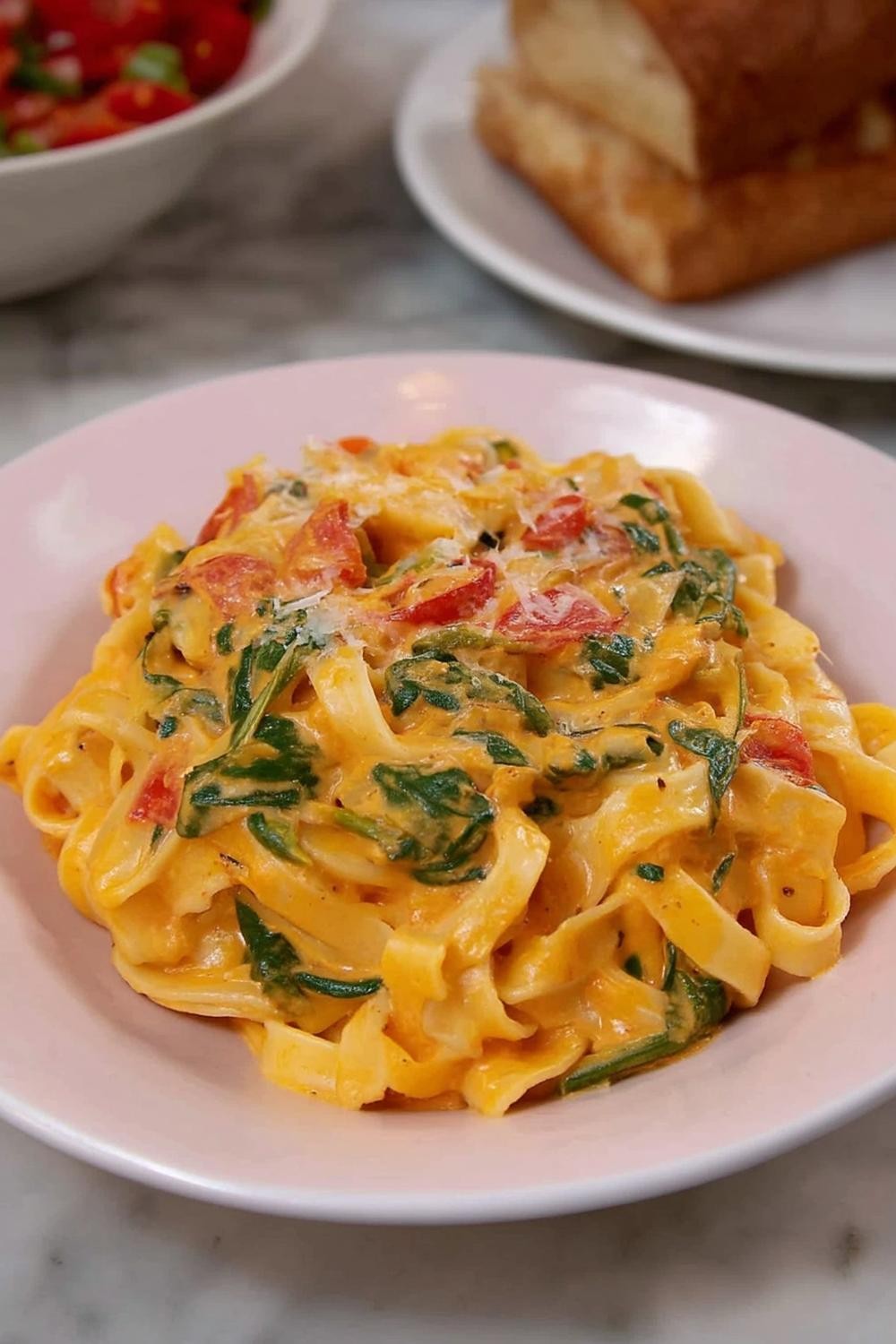 Krämig pasta med spenat