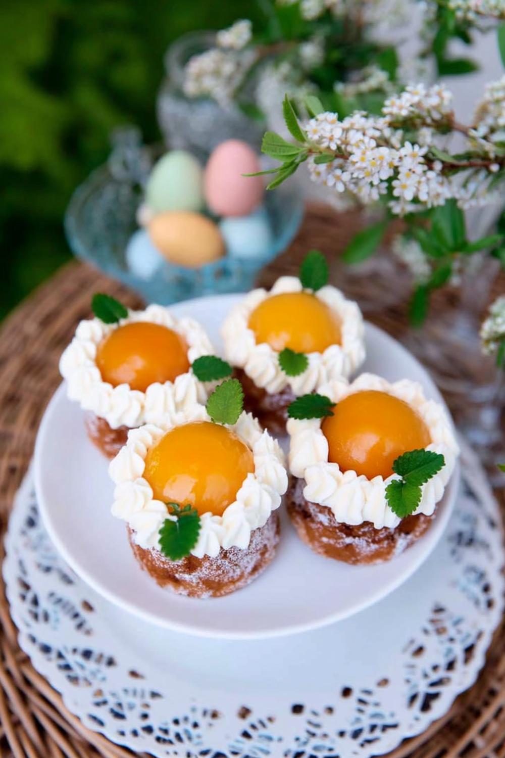 Aprikoscupcakes med grädde
